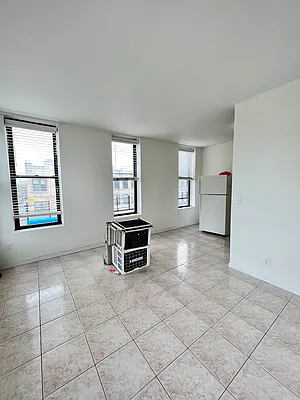 Rented by Gama Group | media 11