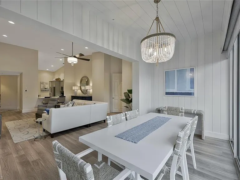 831 Sailaway Ln #203 — Photo 9