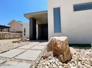 9467 Landry McKee Ln #B, El Paso, TX 79907