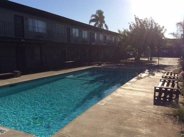 1st image of 531 Glendora Ave #207