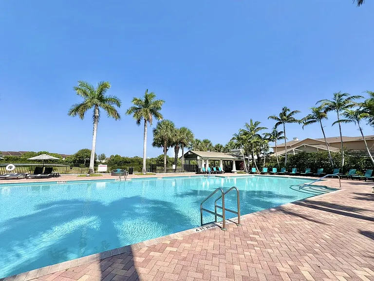 840 Marina Del Ray Ln #2 — Photo 37