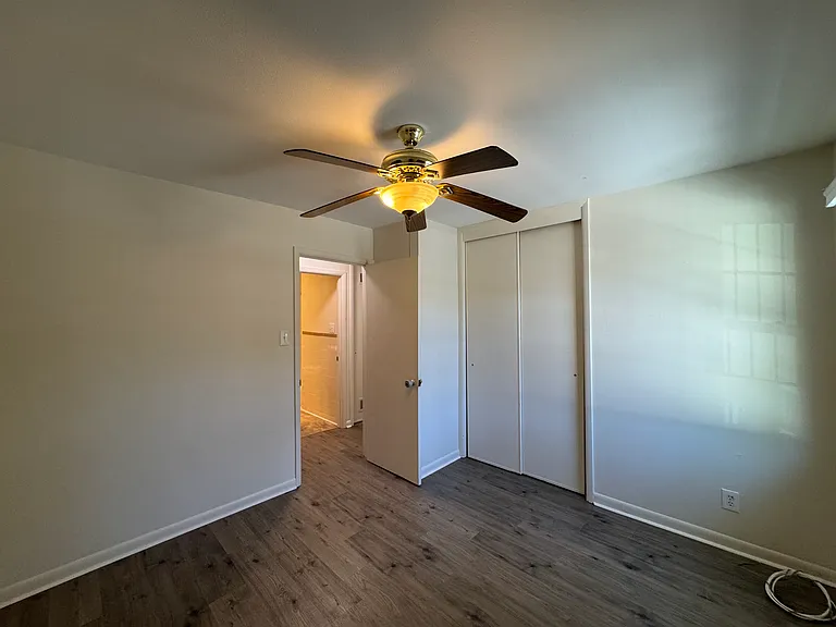 20 Lenora Dr — Photo 19