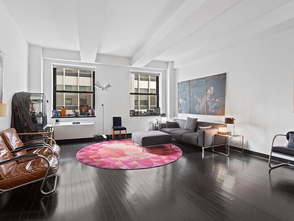 1st image of 20 Pine St APT 1516