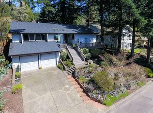 56 Aquinas St, Lake Oswego, OR 97035