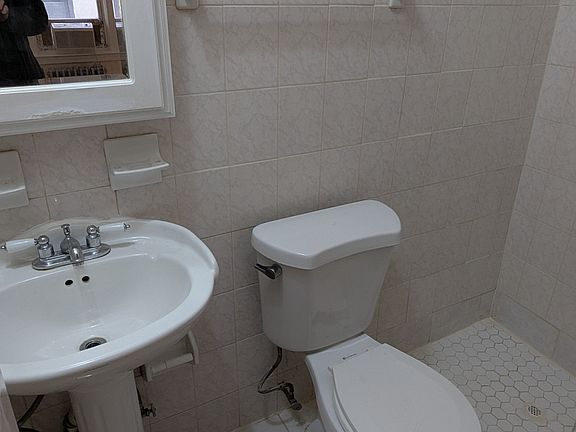 4th image of 3516 28th St #2