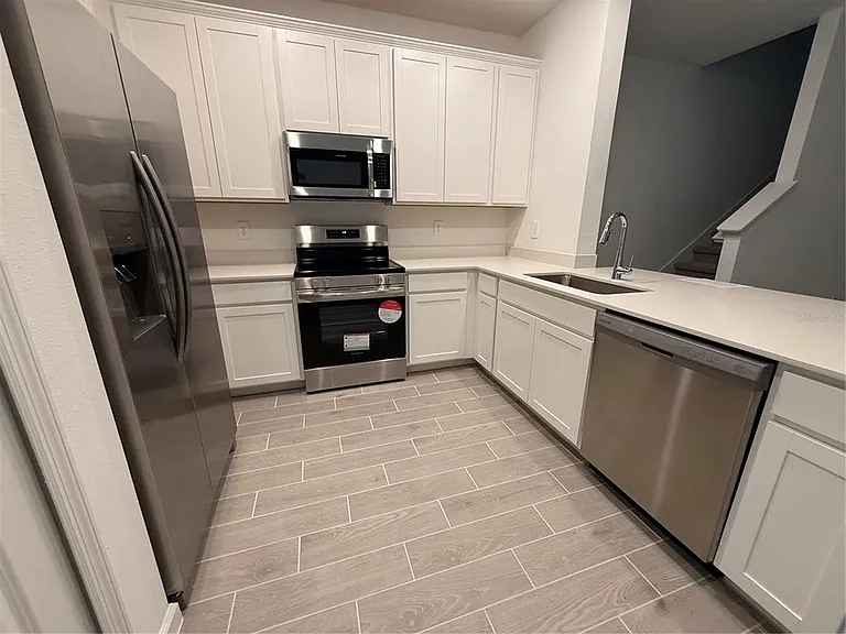 3674 SE 37th Ct — Photo 4