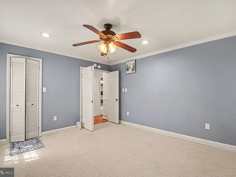 2029 Farragut Dr — Photo 12