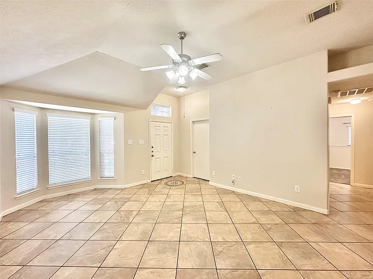 11023 Knobbley Oak Ct — Photo 5