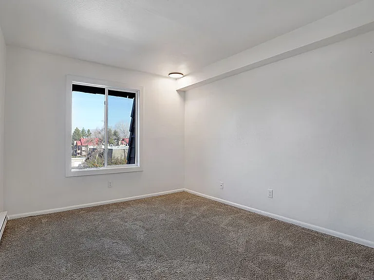 Highland Commons — Photo 8