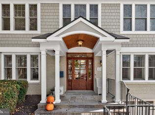 10105 Crestwood Rd, Kensington, MD 20895