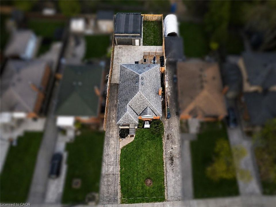 1st image of 75 Cynthia Rd