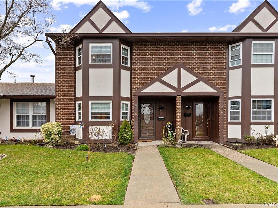 1st image of 4 Raintree Court #4