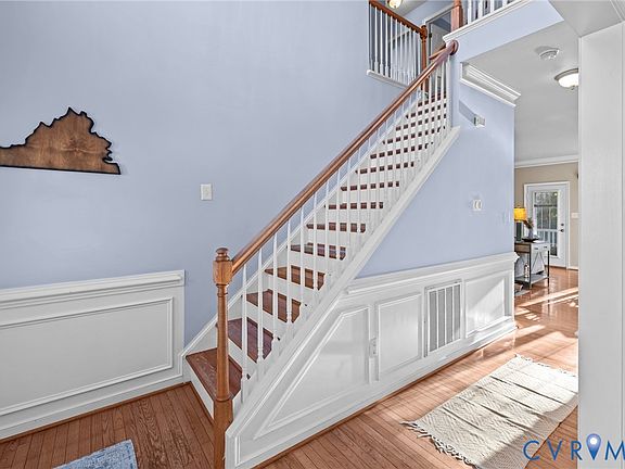 4th image of 9024 Spyglass Hill Turn