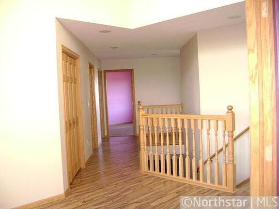5th image of 16745 175th St NE