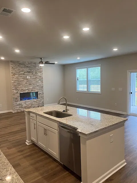 6192 General Dr