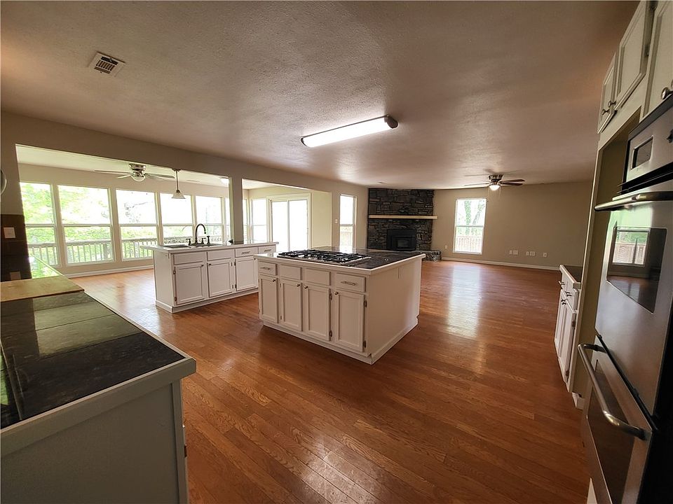 4888 W Brush Creek Loop, Little Flock, AR 72756 Zillow