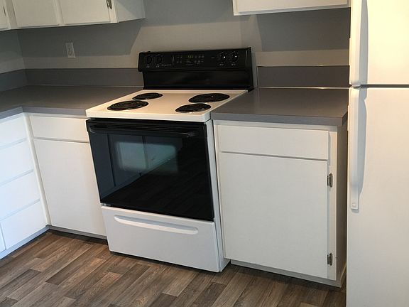 2nd image of 5114 NE 34th St APT C4