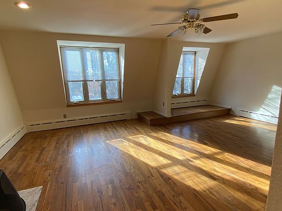 3rd image of 534 W Belden Ave APT 3D