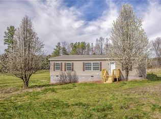 165 Horsepen Rd, Farmville, VA 23901