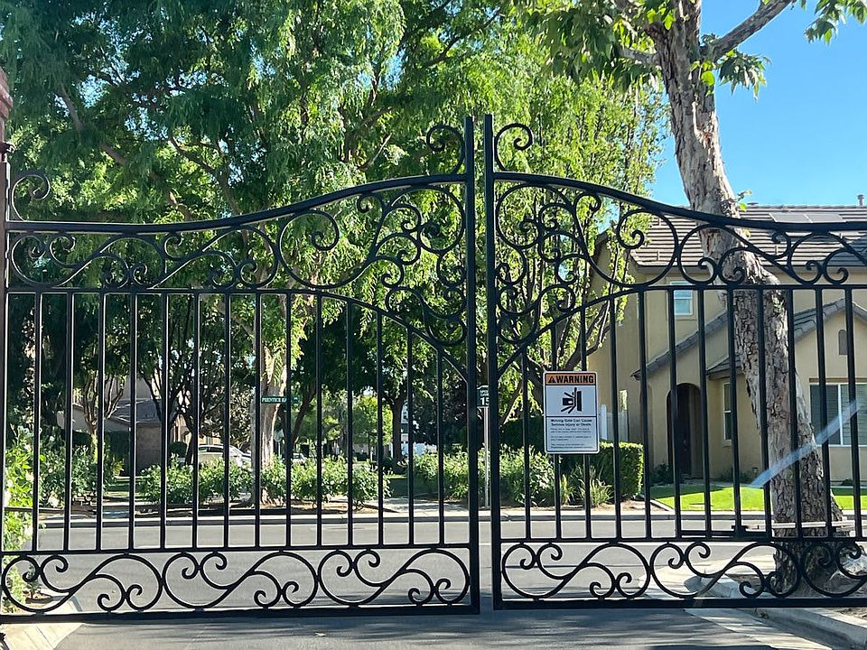 1st image of 1922 Delacorte Dr