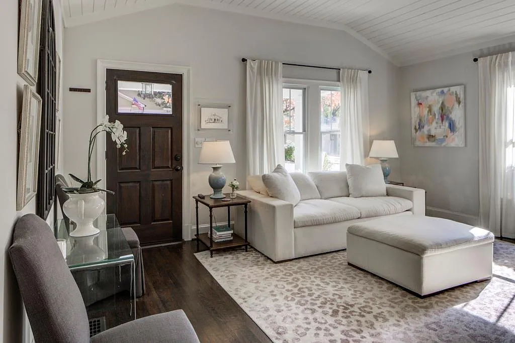 3 bed, 3.0 bath, $5,000 — Photo 4