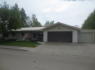 1160 Syringa Dr, Idaho Falls, ID 83401