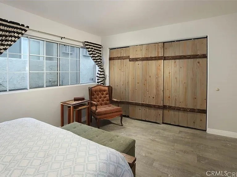 18640 Collins St #116 — Photo 19