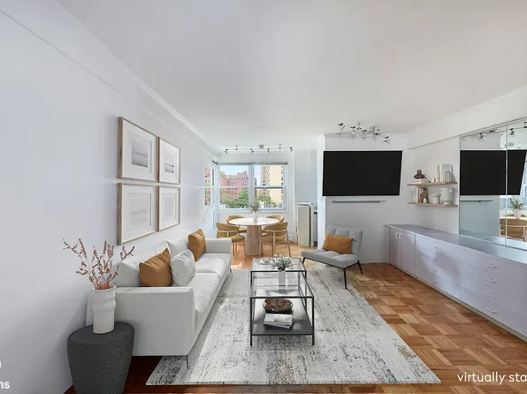 315 East 69th Street 7G image 1 of 16