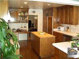 3rd image of 23010 Mariano St