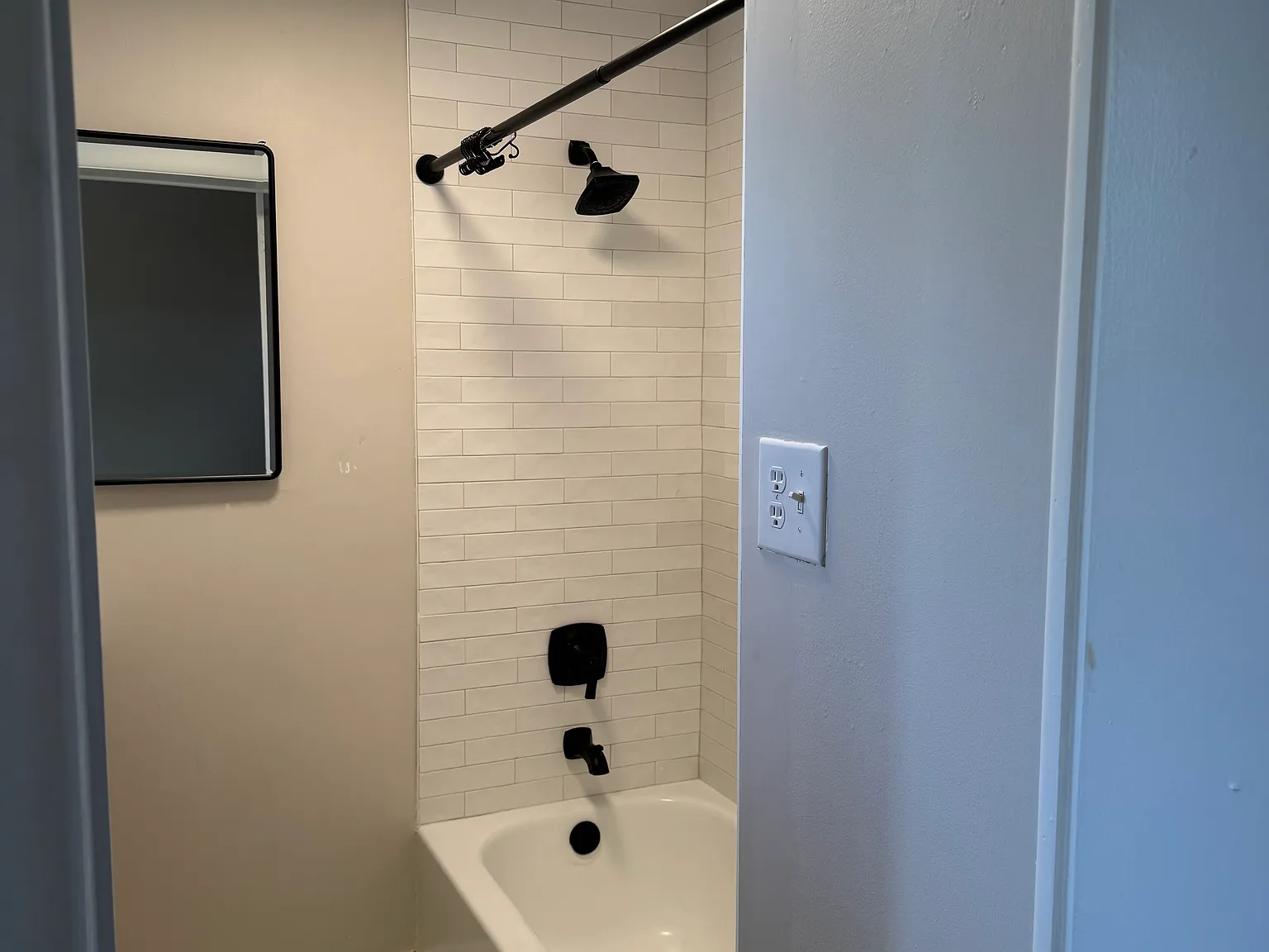 2 bed, $1,875 — Photo 4