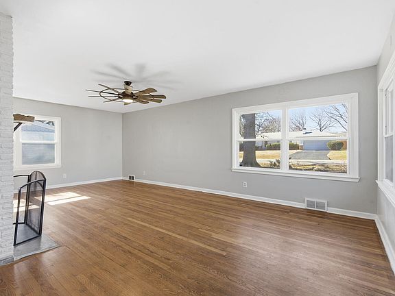 5th image of 2134 S Luster Avenue