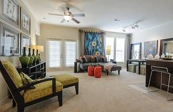 3rd image of 1300 Birchall Ln APT 208