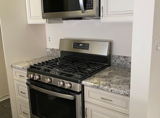 22 Lear Ct #22, East Brunswick, NJ 08816
