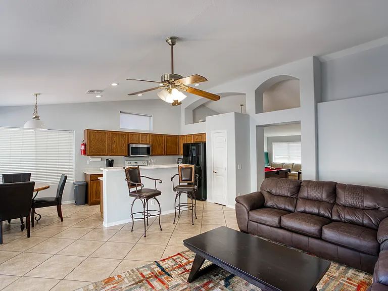 5320 W Taro Ln — Photo 7