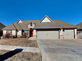 11213 SW 41st Ter, Yukon, OK 73099