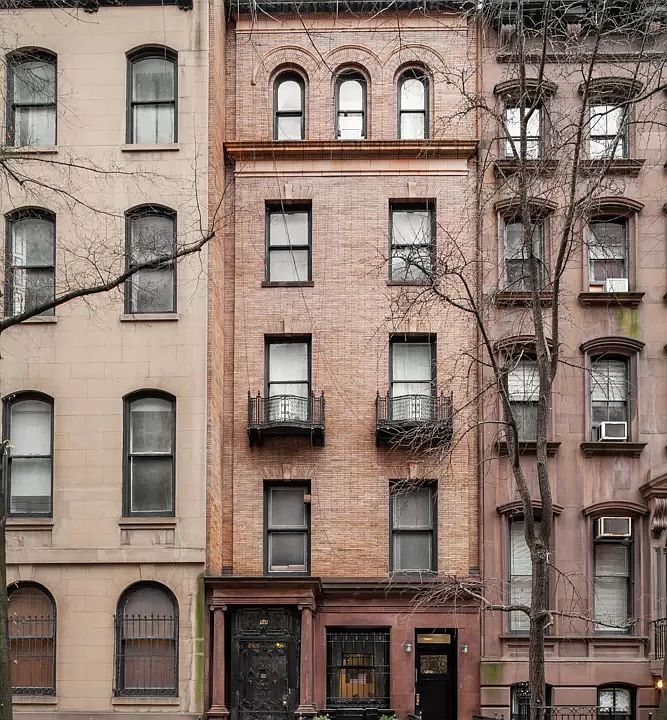 1st image of 120 E 37th St