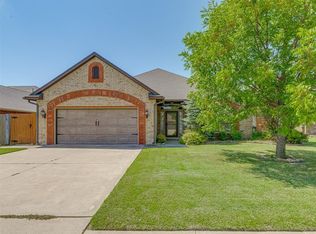 710 Tasha Cir, Moore, OK 73160