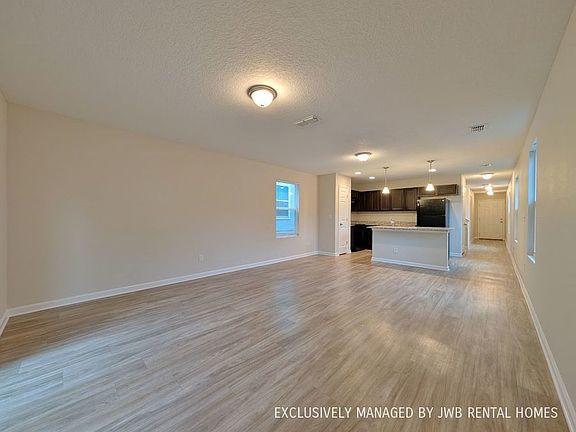 3rd image of 8585 Jasper Ave