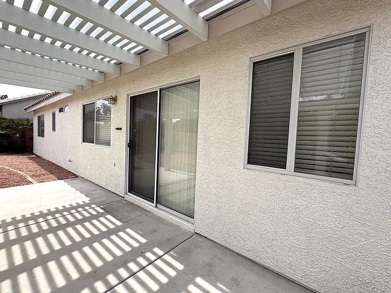 688 Pansy Pl — Photo 26