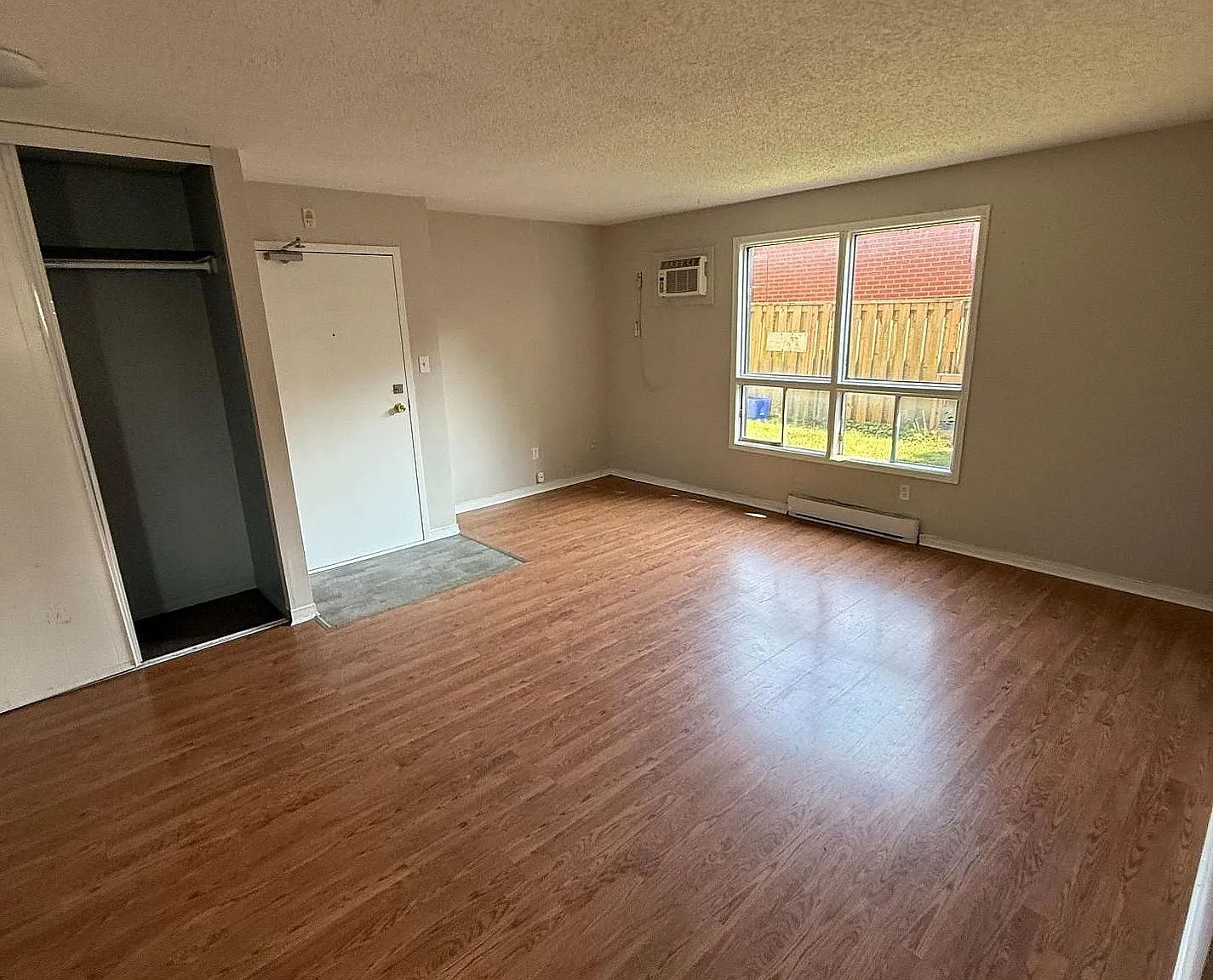 2 bed, $1,800 — Photo 1