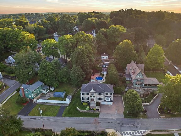4th image of 5 Dell Ave
