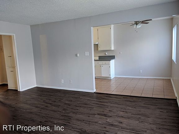 2nd image of 3612 W 102nd St APT 14
