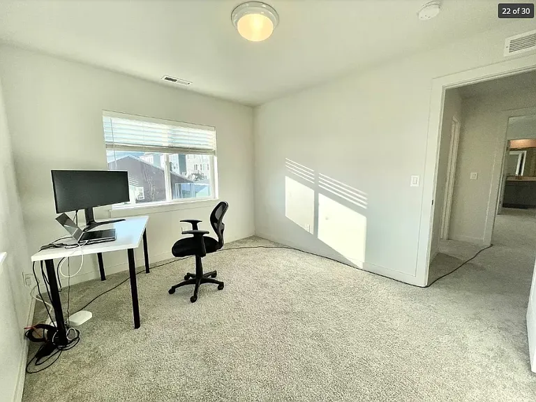 2162 Cloverleaf Way — Photo 19
