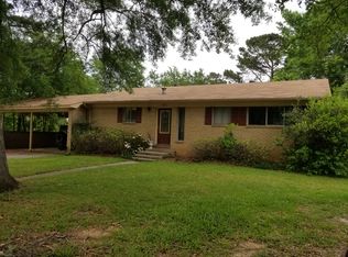 930 Crestwood Dr, El Dorado, AR 71730