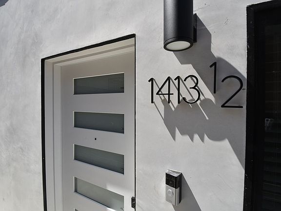 3rd image of 1415 S Sierra Bonita Ave #1413-1/2