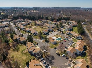 605 Hemlock Cir, Lansdale, PA 19446