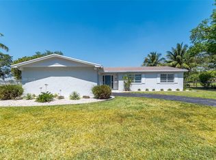 9941 SW 101st St, Miami, FL 33176