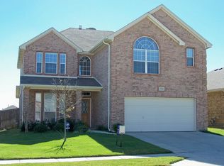 2324 Moccassin Ln, Fort Worth, TX 76177