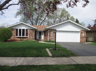 18442 Clyde Ave, Lansing, IL 60438