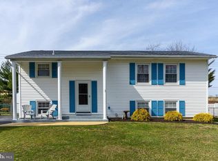 89 Scottfield Dr, Newark, DE 19713